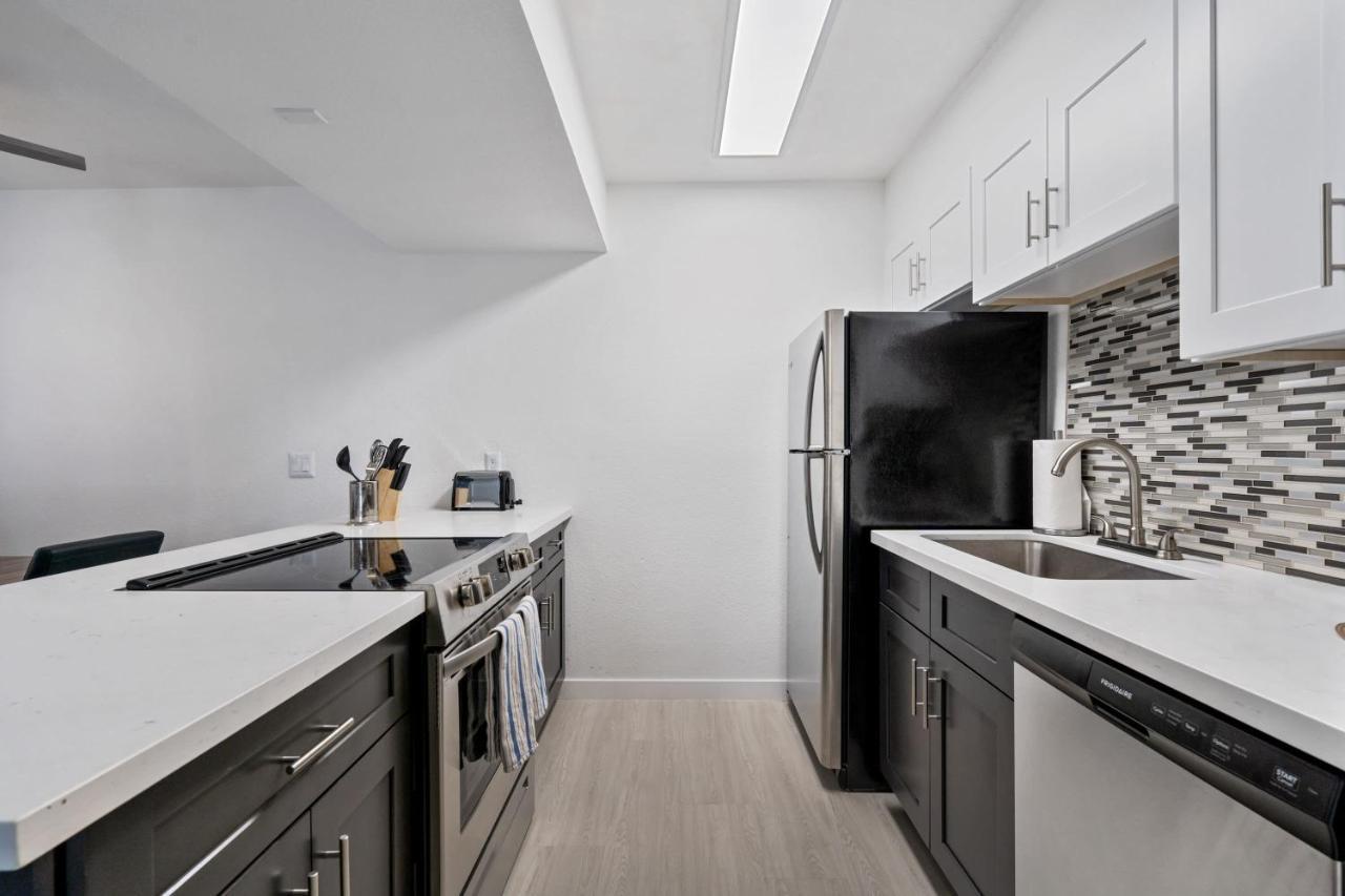Newly Renovated 2Br Apartment W Pool By Stay Gia Phoenix Exterior foto