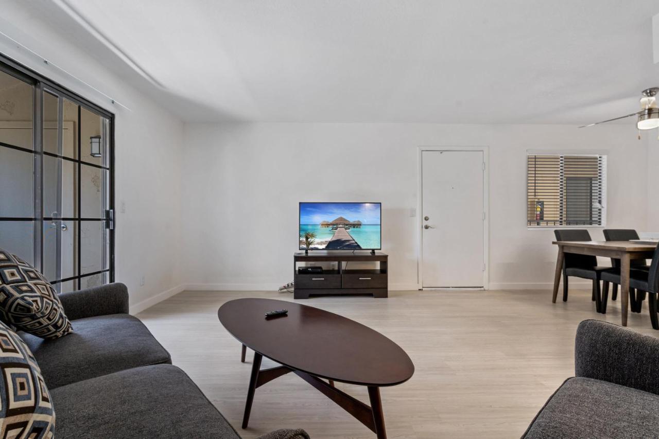 Newly Renovated 2Br Apartment W Pool By Stay Gia Phoenix Exterior foto
